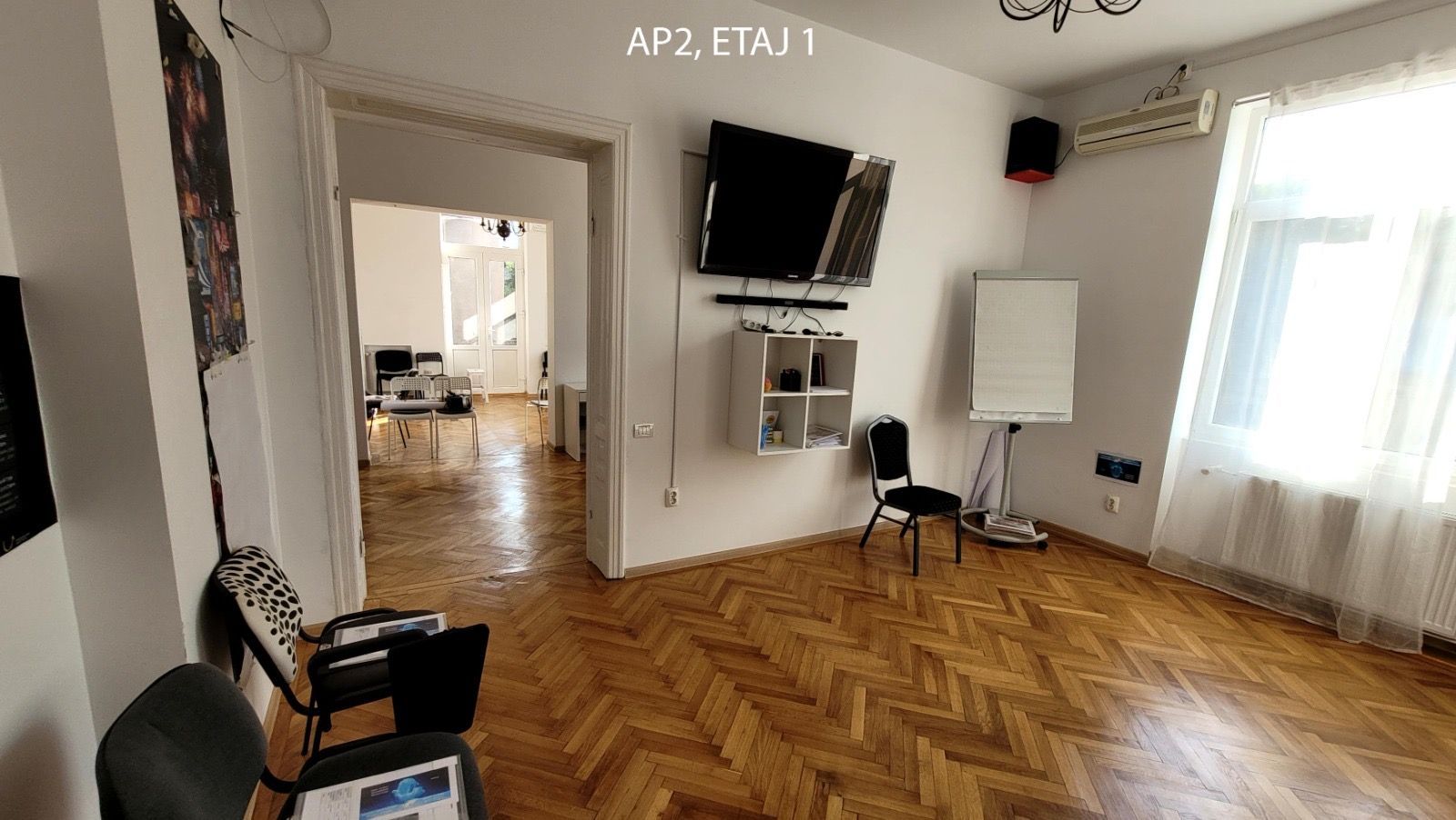 VILA LOCATIE UNICA GRADINA ICOANEI - Poză 10