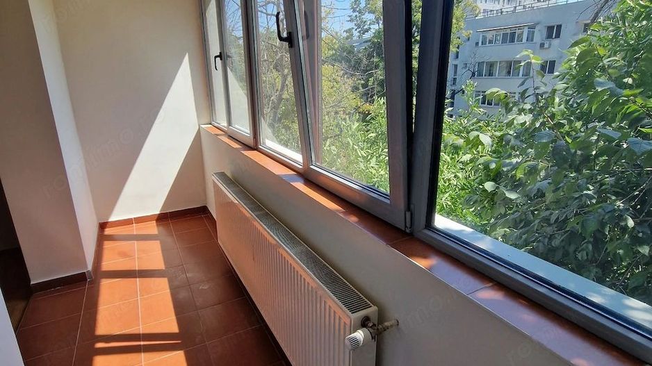 🔑 Vanzare apartament 3 camere – Zona Titan / Piața Miniș - Poză 7