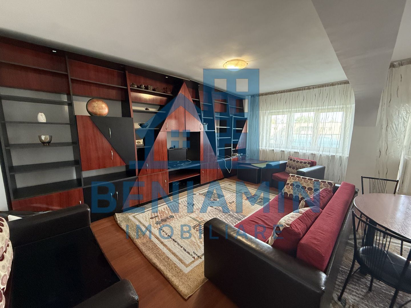 3 camere - centrala - mobilat - utilat - 90mp - McDonald's - Poză 1