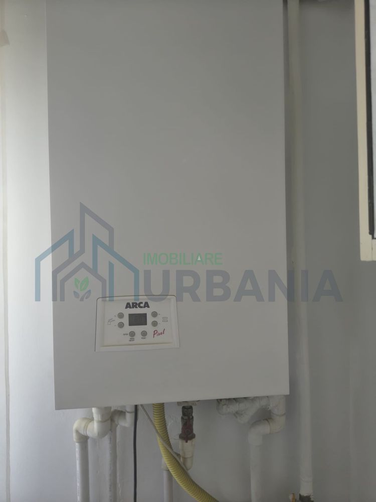 Apartament decomandat, 3 camere, 70 mp, zona Nicolina 1, Iași - Poză 1