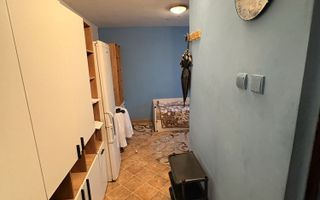 Garsonieră 17 mp cu baie proprie, mobilată, de vânzare în Iași - Poză 1