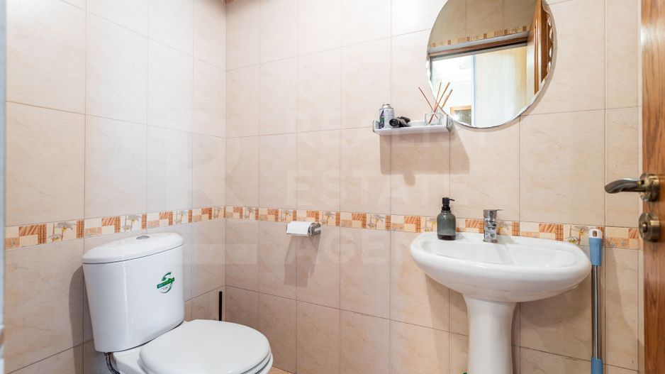 Vânzare, casă, 5 camere, str. Gura Văii, sect. Riscani - Poză 25