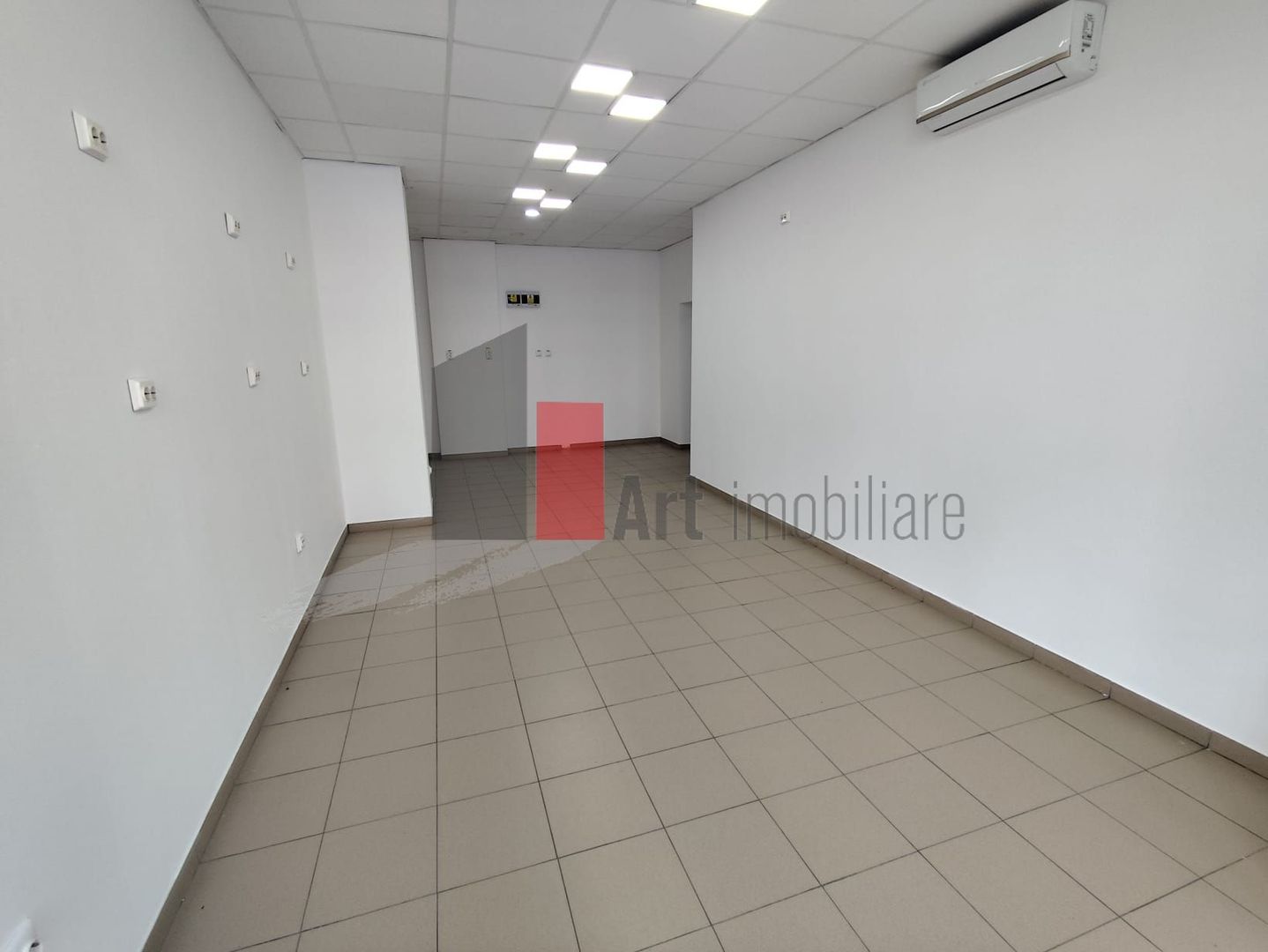 Spatiu comercial de inchiriat in zona Pantelimon - Poză 1