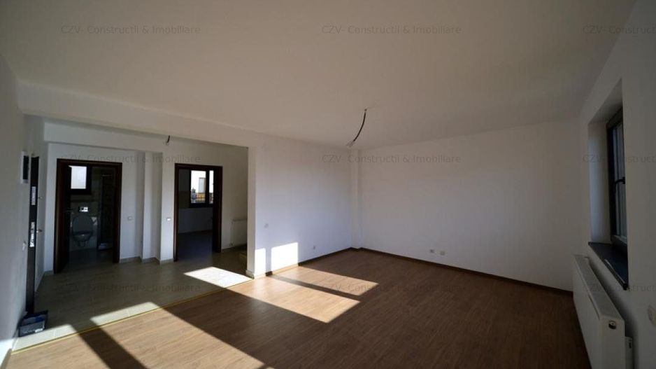 Predare la Cheie, Curte Amenajata, Toate Utilitatile in Uz - Poză 4