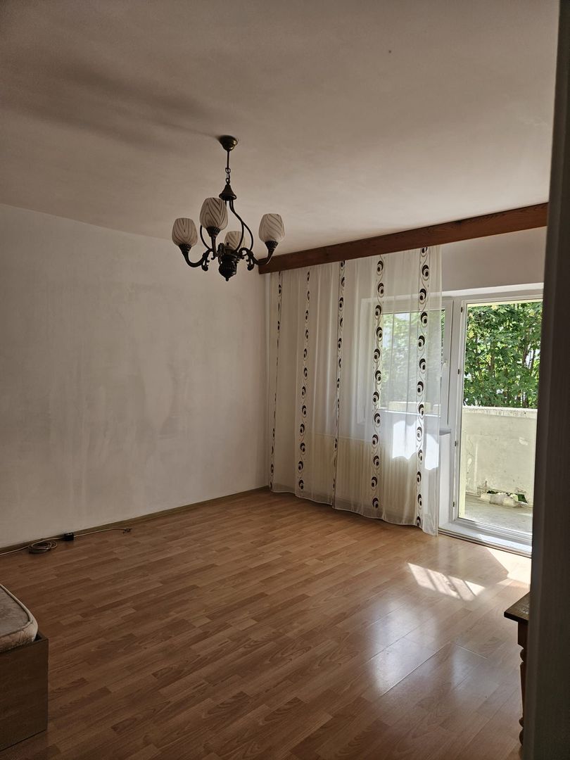 Intrare Racadau-Magnolia - Poză 18