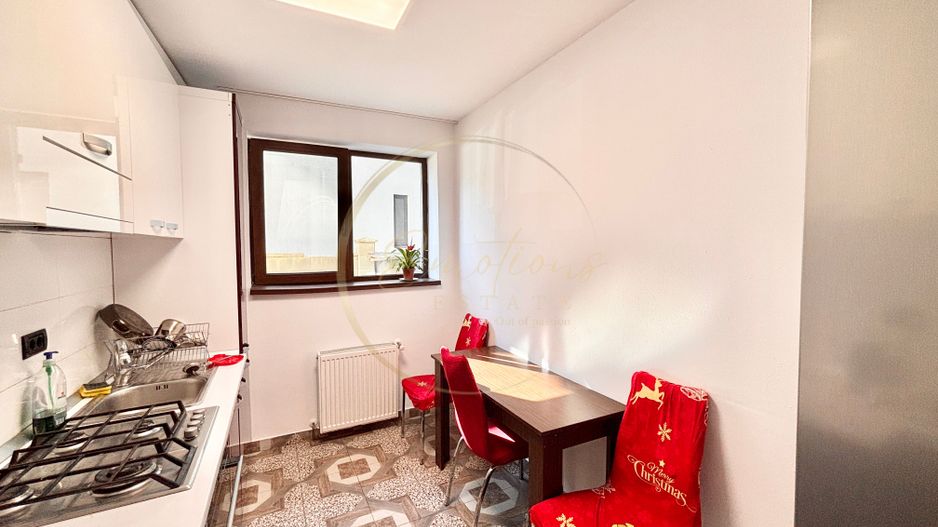 1/2 Duplex - Giroc - zona Planetelor - 4 camere | Poarta electrica - Poză 13