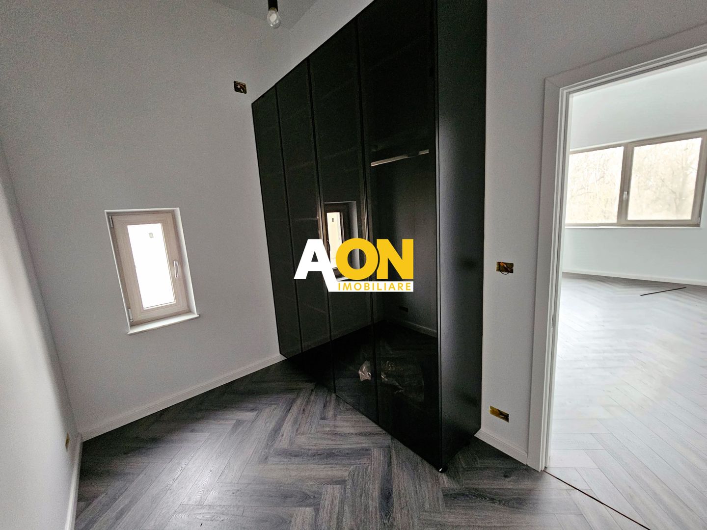 Casa noua, 6 camere, finisata la cheie, 1000 mp teren, zona Schit - Poză 19