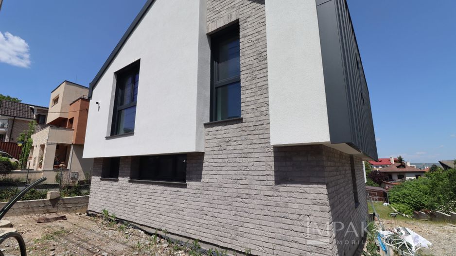 Casa individuala cu teren de 624 mp, cartier Andrei Muresanu! - Poză 36