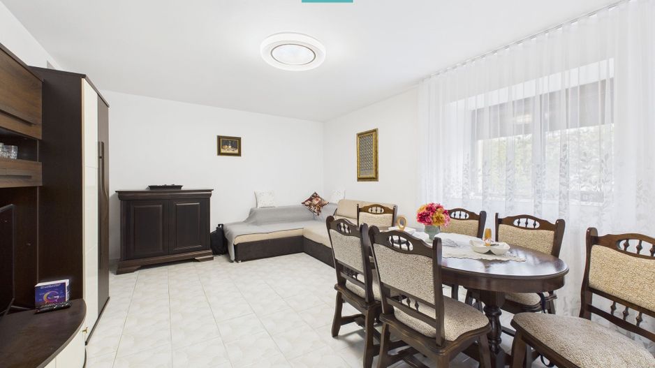 Casă exclusivistă cu 4 camere, în Secusigiu, Arad - Poză 4