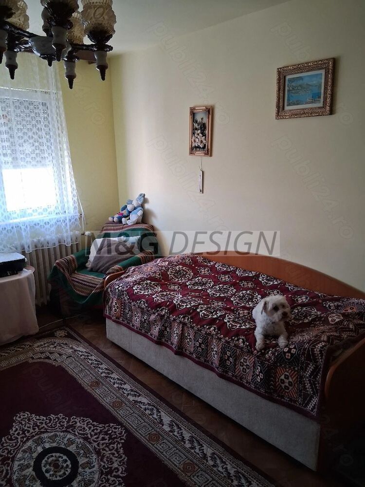 Apartament 4 camere  zona Dacia cu centrala - Poză 1