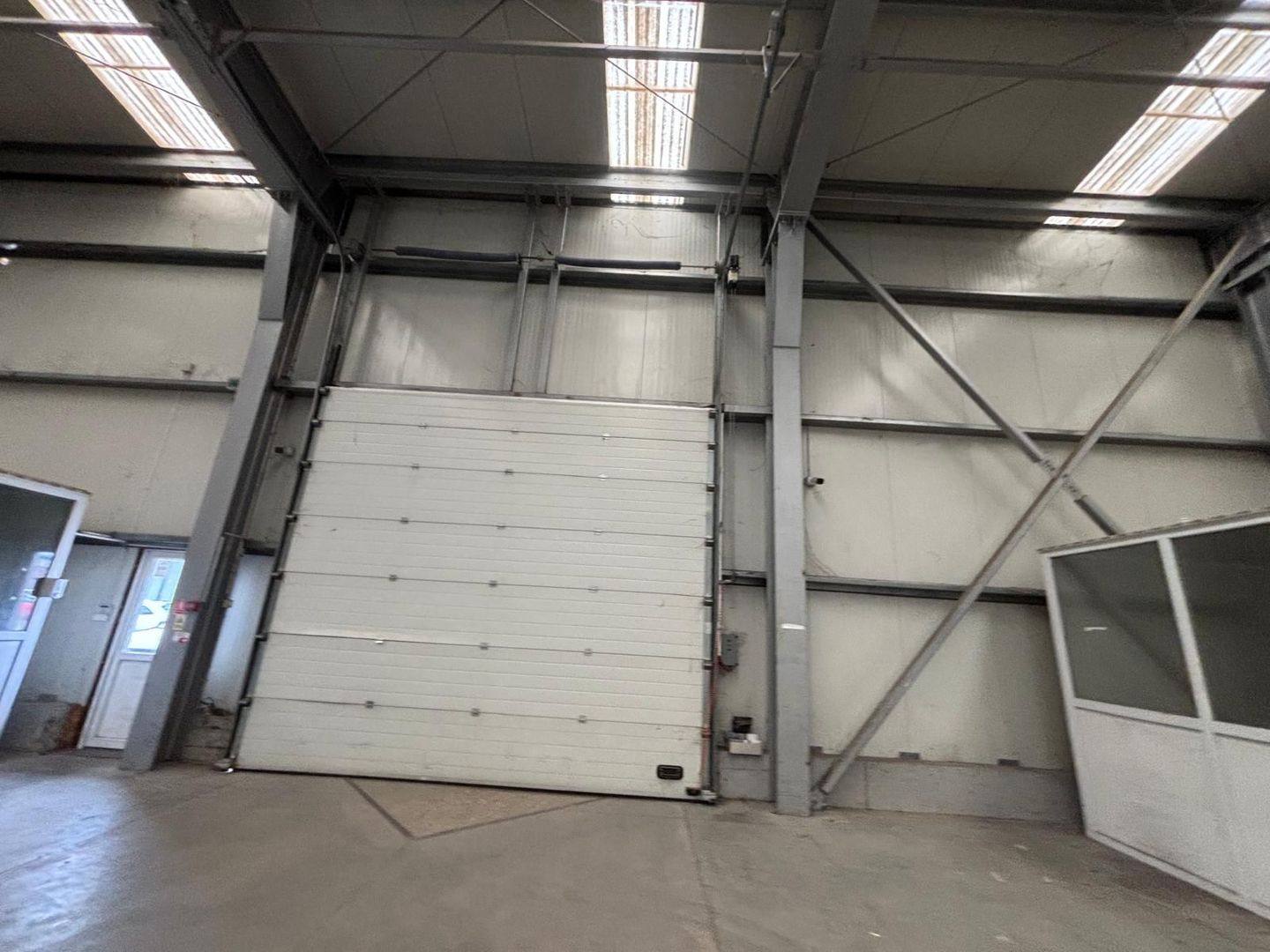 Spatiu industrial 458.21 mp in Calea Sagului - Poză 14