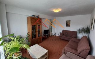 Apartament 3 camere, decomandat, ultracentral, spatios, CT, Campina - Poză 1