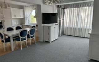 Apartament spațios cu 3 camere de închiriat – Bulevardul Dacia, Oradea - Poză 1