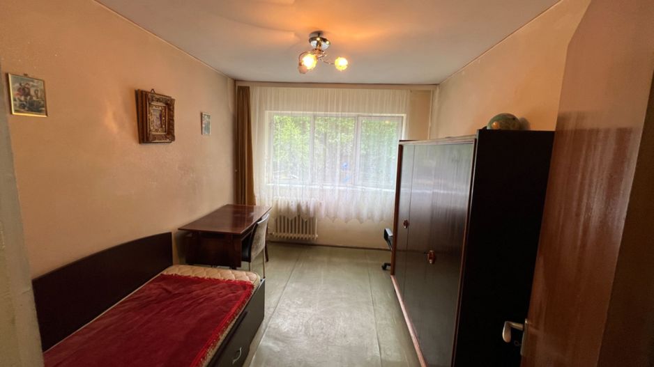 Apartament 3 camere in bloc reabilitat necesita renovare Gorjului Paci - Poză 6