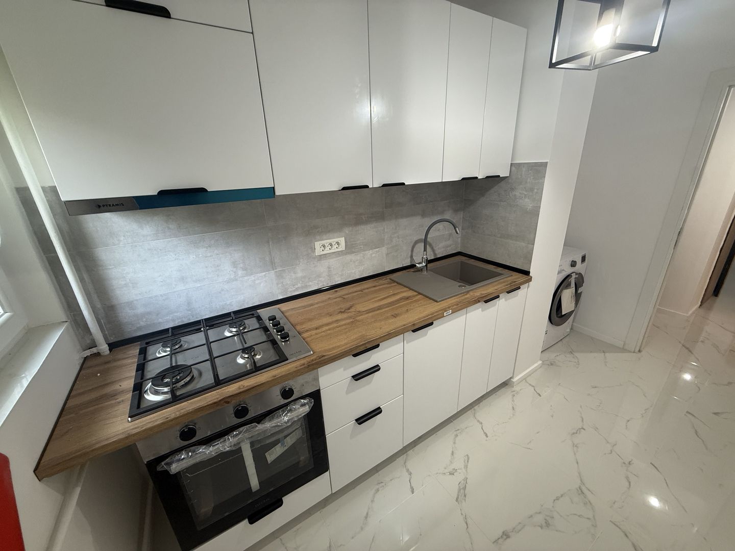 AP. 3 CAMERE - COLENTINA, BLOC REABILITAT, BUCATARIE INCHISA, MODERN - Poză 2