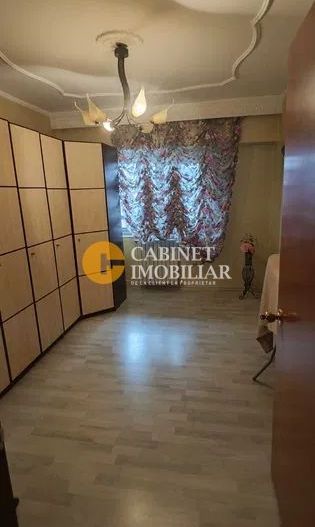 PACURARI - 4 CAMERE DECOMANDAT - ETAJ 2 - Poză 3