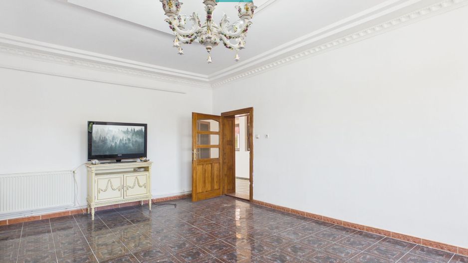 Casă individuală cu 5 camere și teren de 1.156 mp - Poză 5