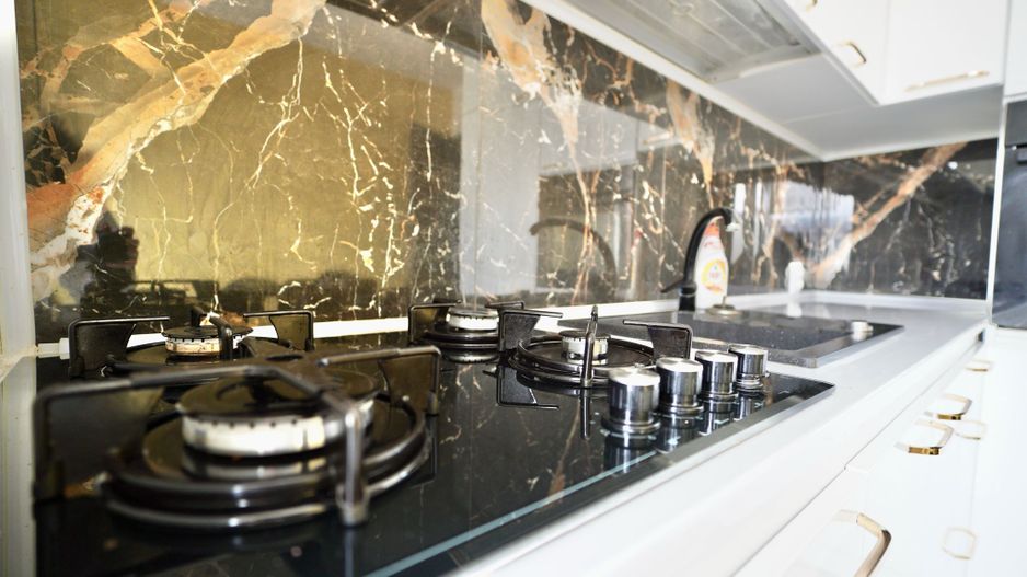 APARTAMENT MODERN 2 CAMERE IN CODLEA - - Poză 7