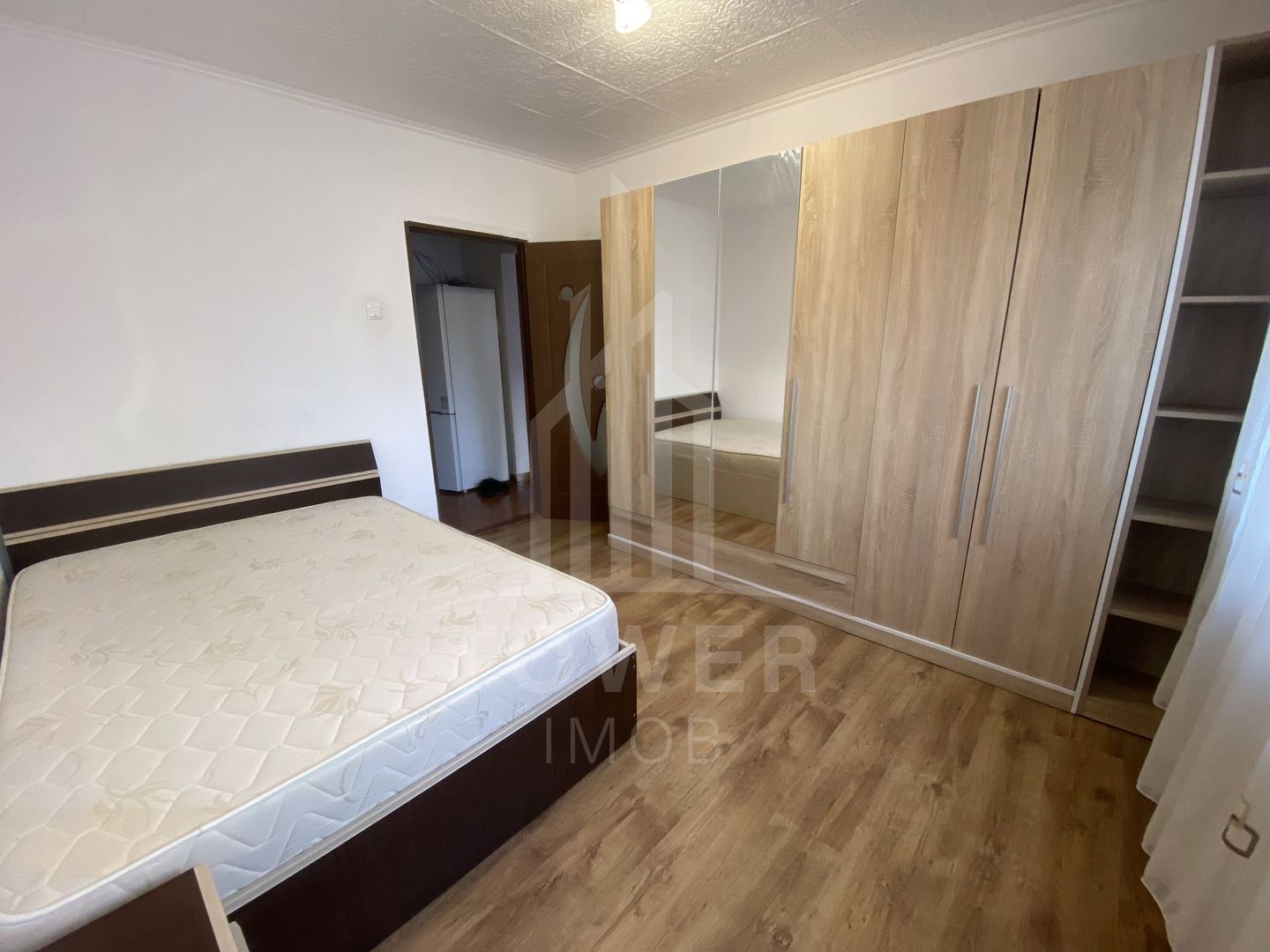 🏡 Apartament 3 camere, 70 mp, mobilat și utilat – Vasile Aaron, Sibiu - Poză 11