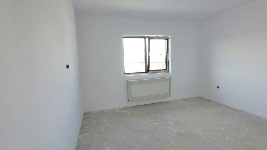 BÂCU, CASĂ/ VILĂ P+1ET+Pod, teren 484 mp, 4 camere, 3 bai, STB - 800 m - Poză 9