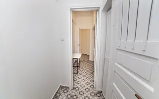 Apartament 4 camere renovat, central, ideal rezidențial sau activitate business - Poză 11