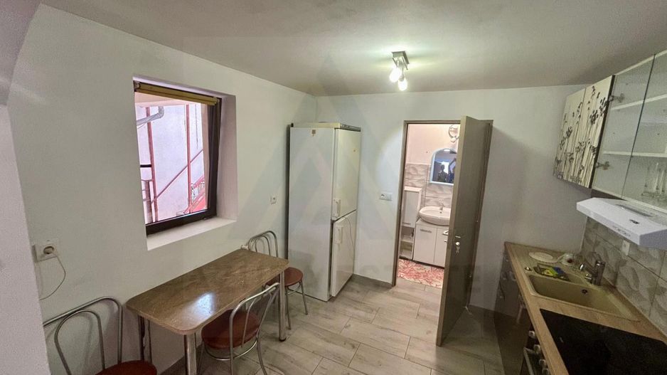 Casa 4 camere 100 mp Tiglari - Poză 9