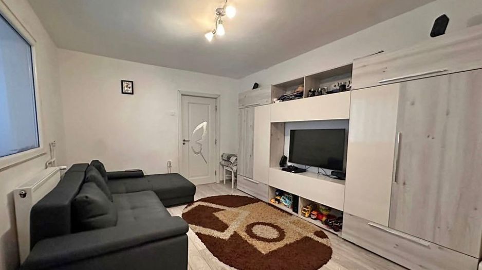 Apartament 2 camere - Zona Excelenta - Poză 2