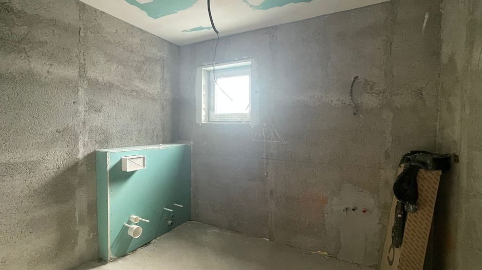 Duplex despartit prin camera tehnica- 5 camere- Mosnita Noua - Poză 14