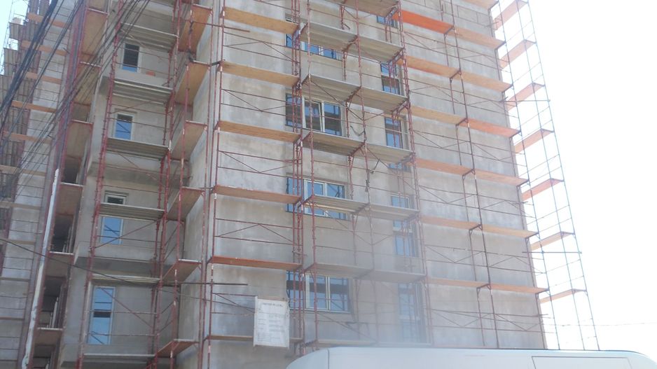 The Building - Pacii - Poză 1