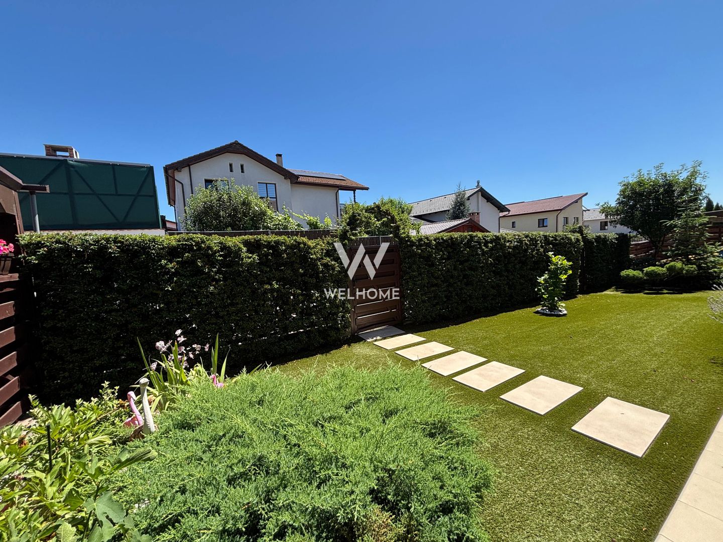 Casă amenajată de designer, garaj și pod locuibil - Șelimbăr - Poză 52