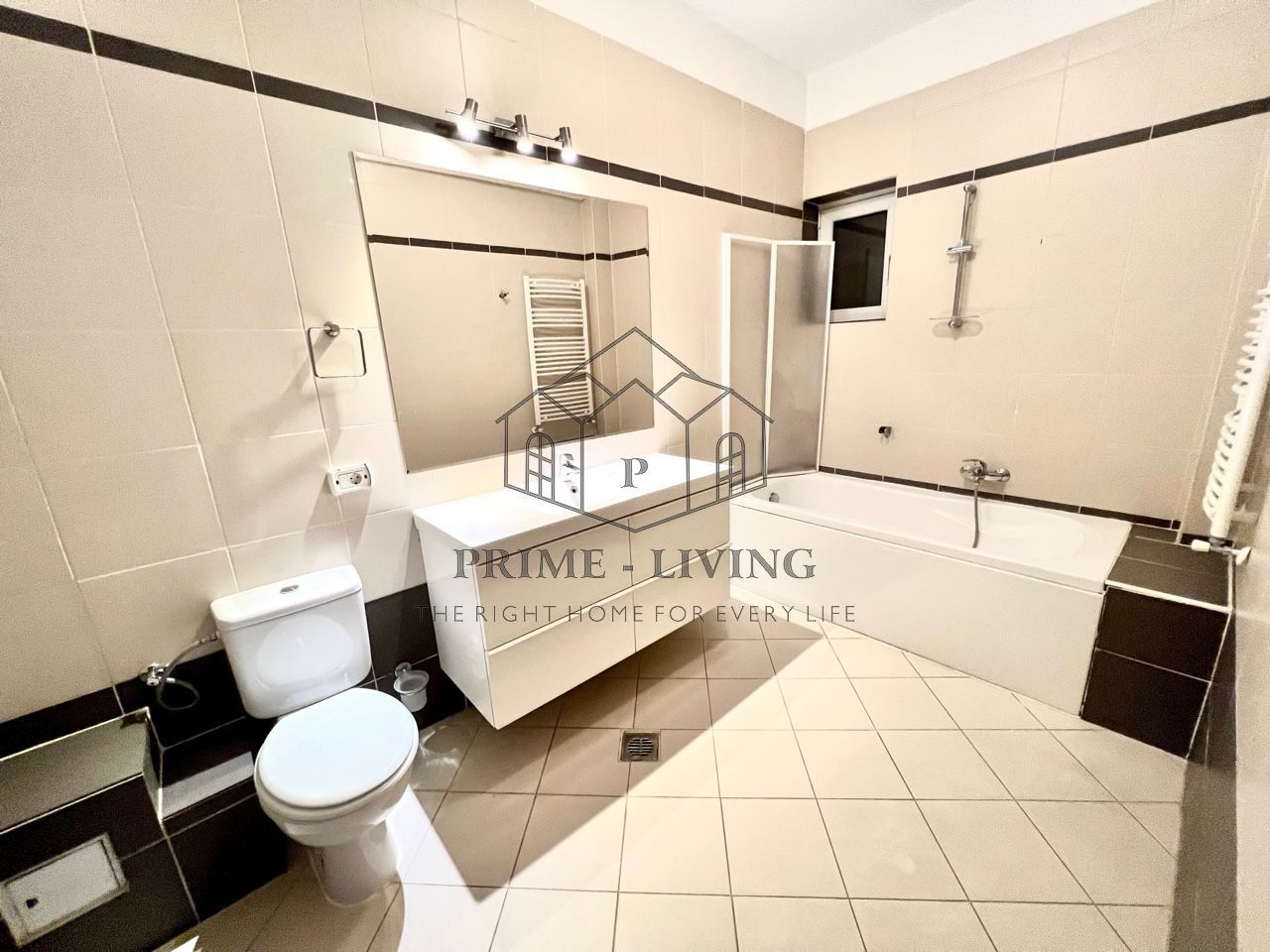 VILA CU 5 DORMITOARE LA INCHIRIERE IN COMPLEX REZIDENTIAL - Poză 10