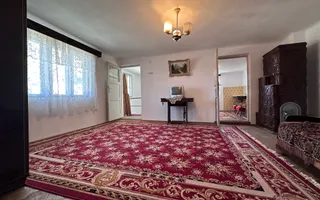 Vanzare casă cu potențial rezidențial și comercial în Pucioasa -441 mp - Poză 16