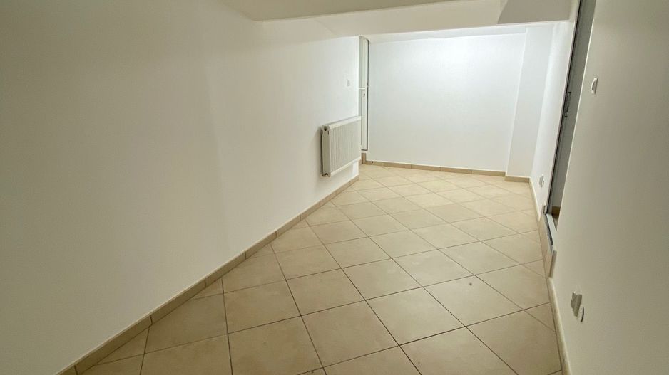 Spatiu de birou -zona strada Cluj - Poză 8