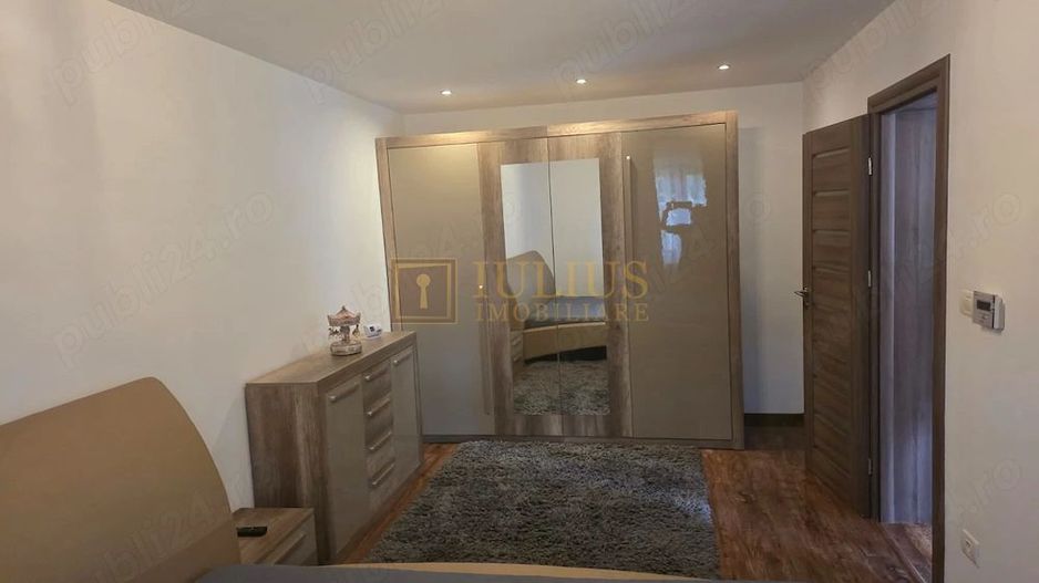 Triplex| 3 camere| Giroc| 1 camera goala| parter| ideal pentru o familie - Poză 2