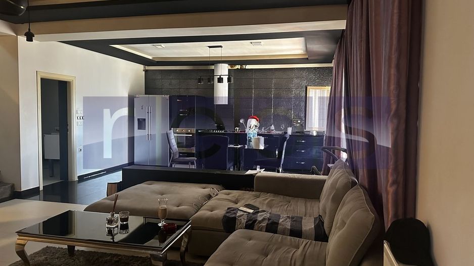 VANZARE CASA P+1 | ZONA TRAPEZULUI - Poză 2