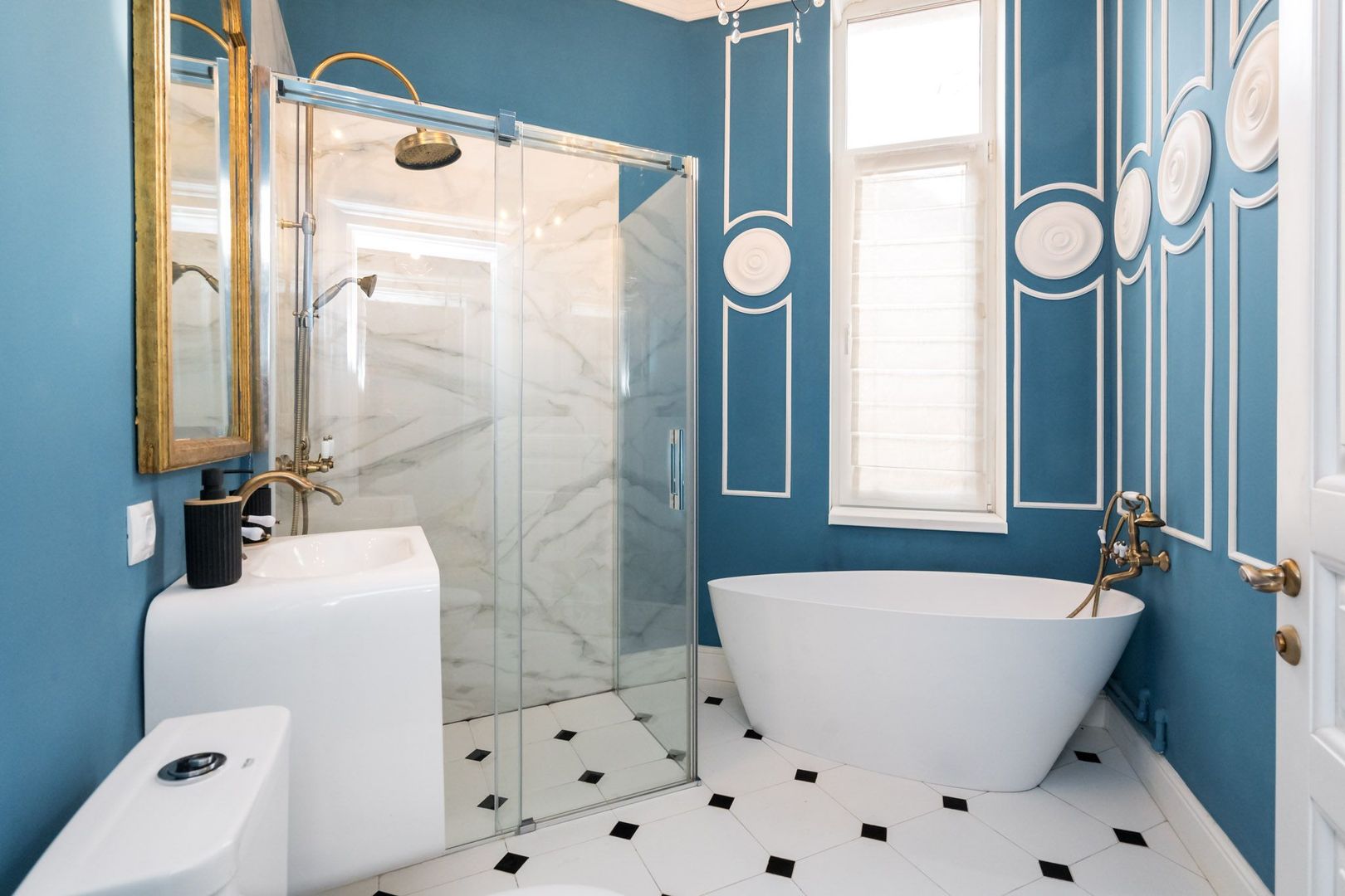 APARTAMENT UNIC BD. REGINA ELISABETA - Poză 14