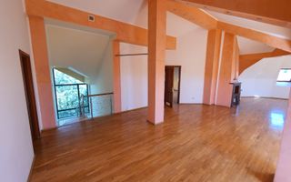 Vila unicata | Teren de 3000 m2 | Piscina si vegetatie matura - Poză 17