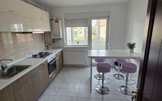 Apartament 2 camere, decomandat, Cetate, Kaufland - Poză 2