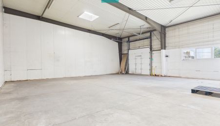 Hală de 142 mp în Arad