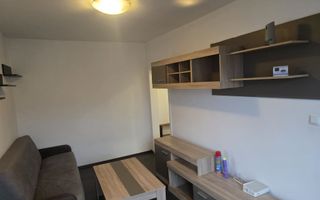Închiriez apartament cu 3 camere, în Tătărași - Poză 1