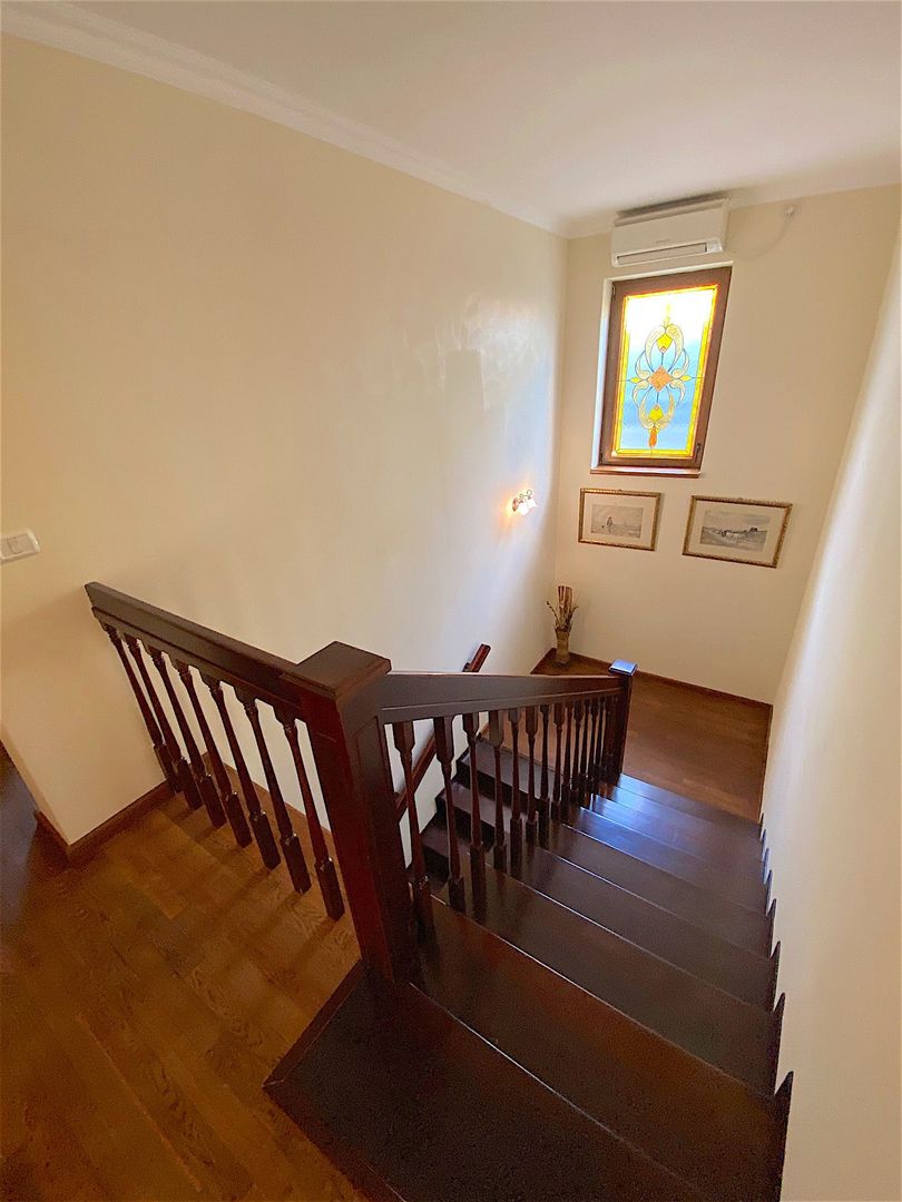 Casa in stil clasic zona Ghiroda - Poză 26