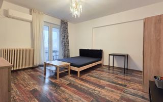 Garsonieră spațioasă de închiriat – Universitate | Str. Academiei - Poză 1