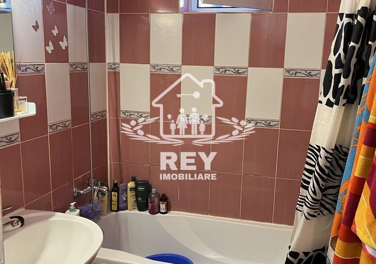 Vand apartament in Terezian, nemobilat - Poză 4