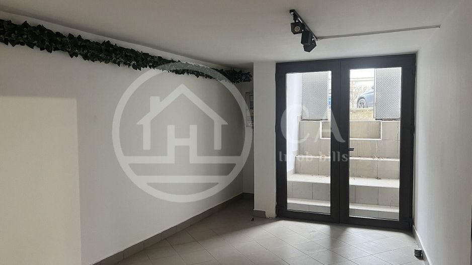 Spatiu comercial de inchiriat ultracentral Oradea - Poză 3