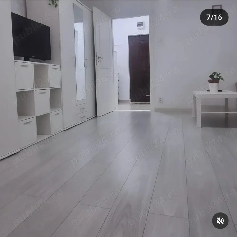 Garsoniera Renovata, etaj 1. Grand Arena. - Poză 2