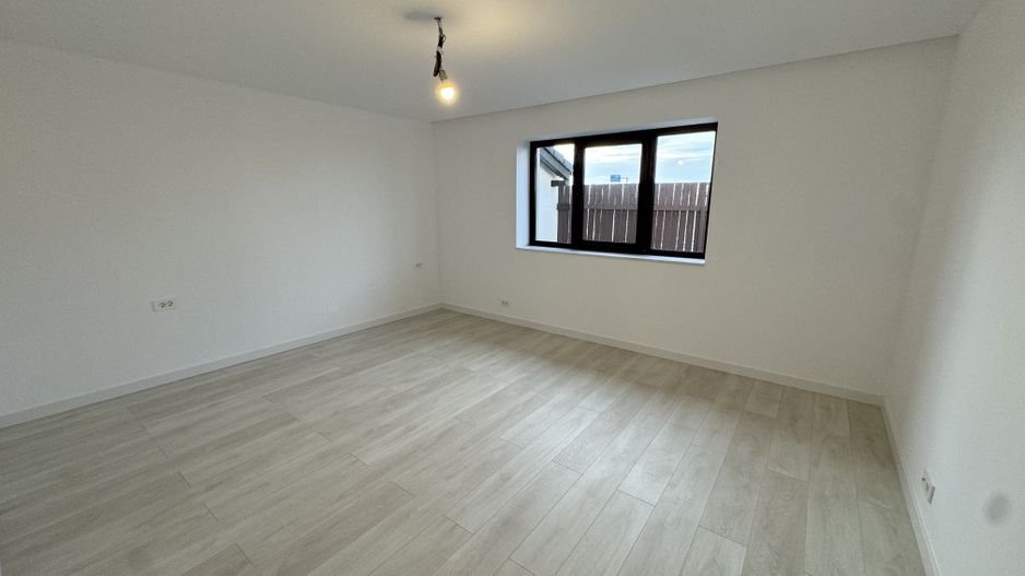 Casă individuală modernă de vânzare în Cristian | Finalizată 2023 - Poză 8