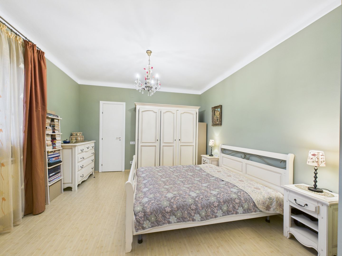 Apartament cu 2 camere de vânzare în zona Capitale - Poză 11