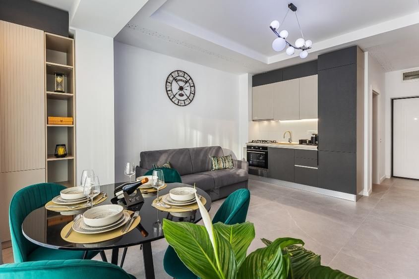 Apartament 2 camere de închiriat – AXXIS Residence – VEDERE LA MARE - Poză 9