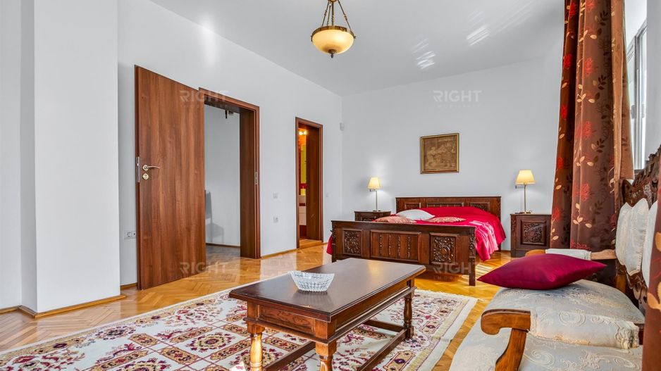 Casa pe 3 niveluri | Terasa cu priveliste | 3 parcari | Pozitie centrala - Poză 18
