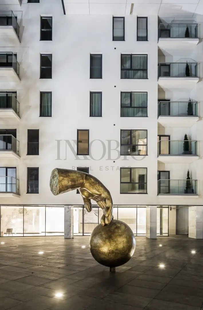 One Herastrau Park - Poză 3